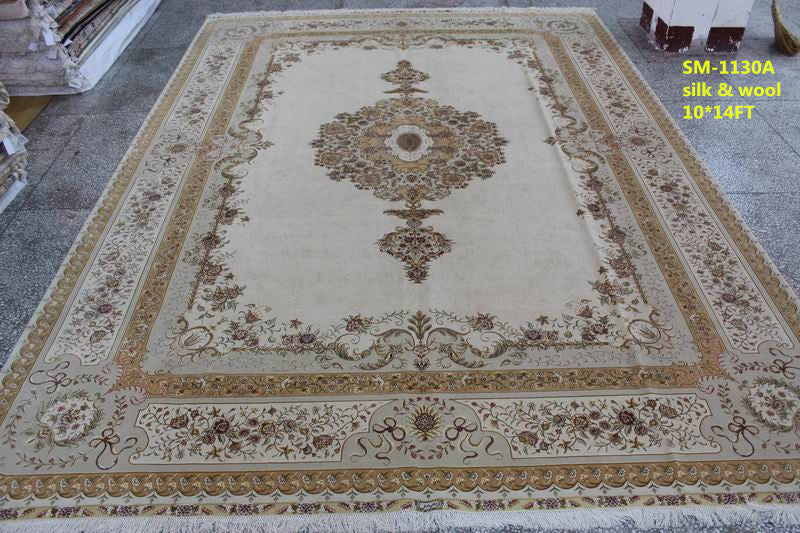 Wool and silk Carpet