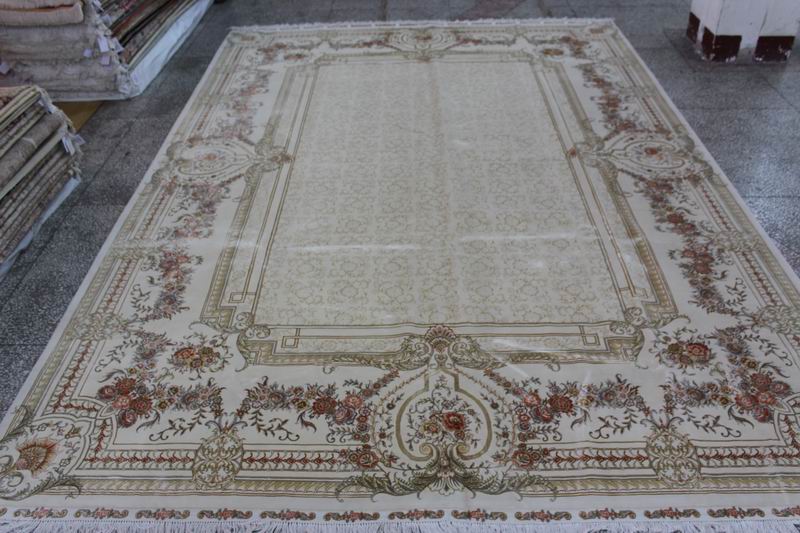 Wool and silk Carpet