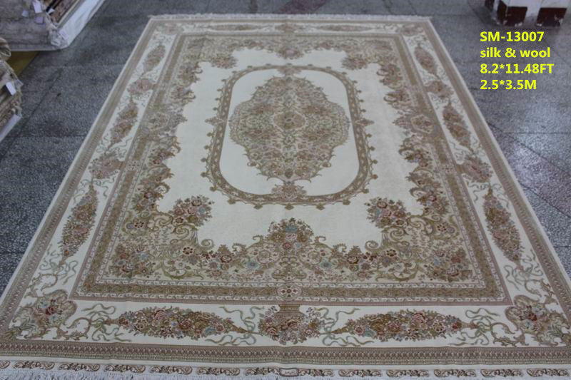 Wool and silk Carpet