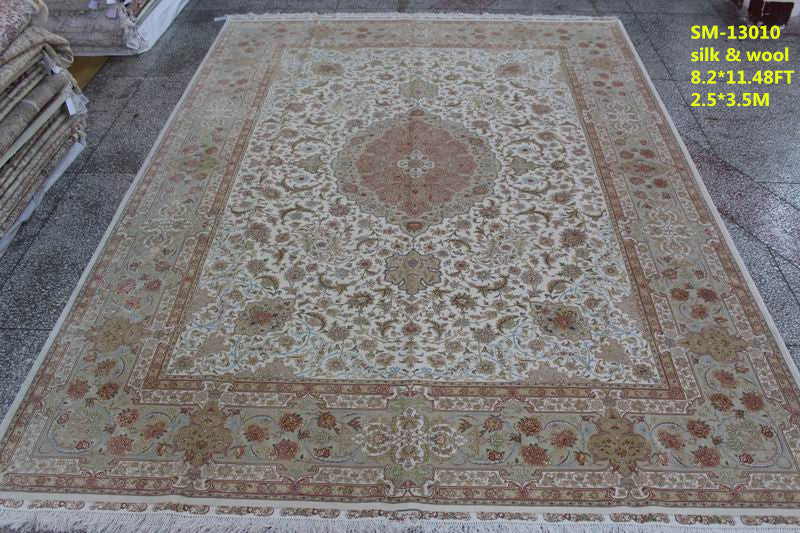 Wool and silk Carpet