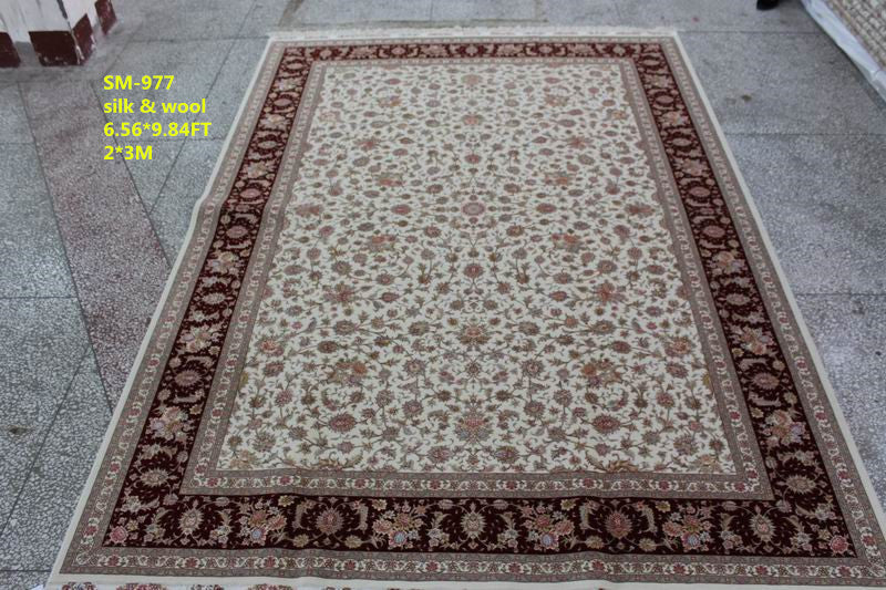 Wool and silk Carpet