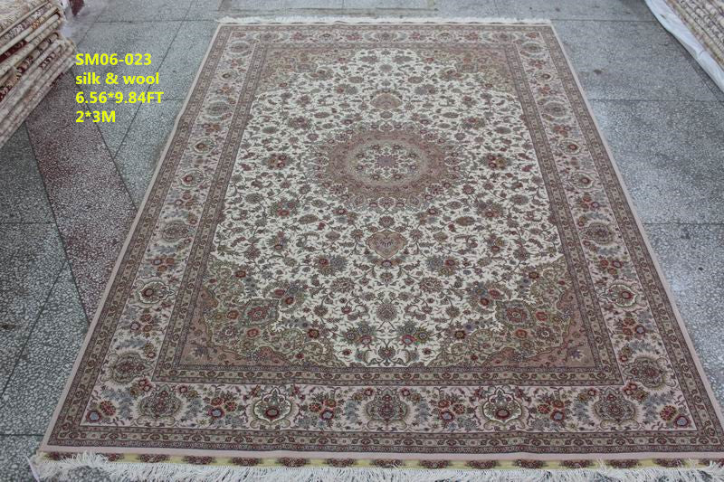 Wool and silk Carpet