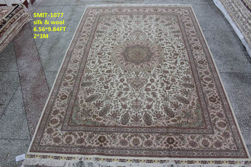 Wool and silk Carpet