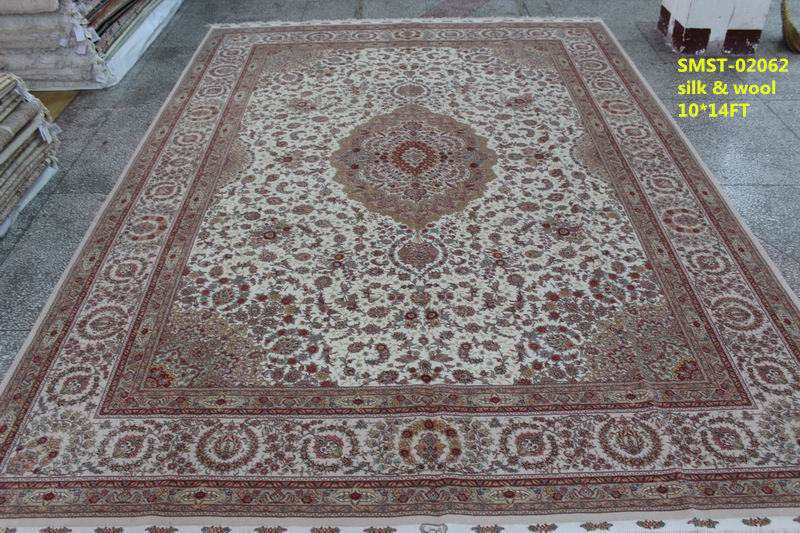 Wool and silk Carpet