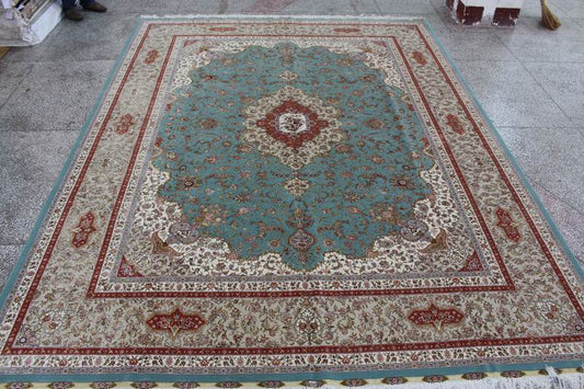 Wool and silk Carpet