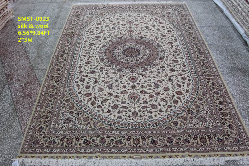 Wool and silk Carpet