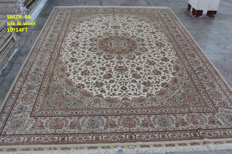 Wool and silk Carpet