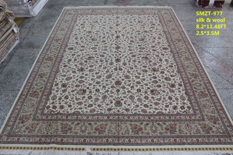 Wool and silk Carpet
