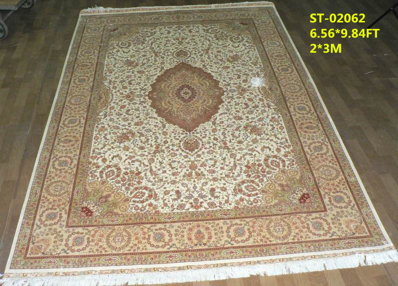 blends spun silk yarn carpet