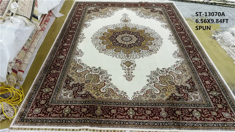 blends spun silk yarn carpet
