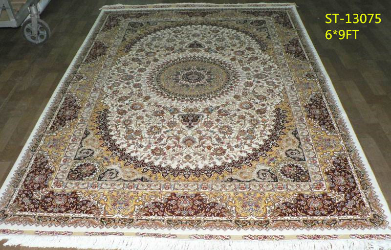 blends spun silk yarn carpet