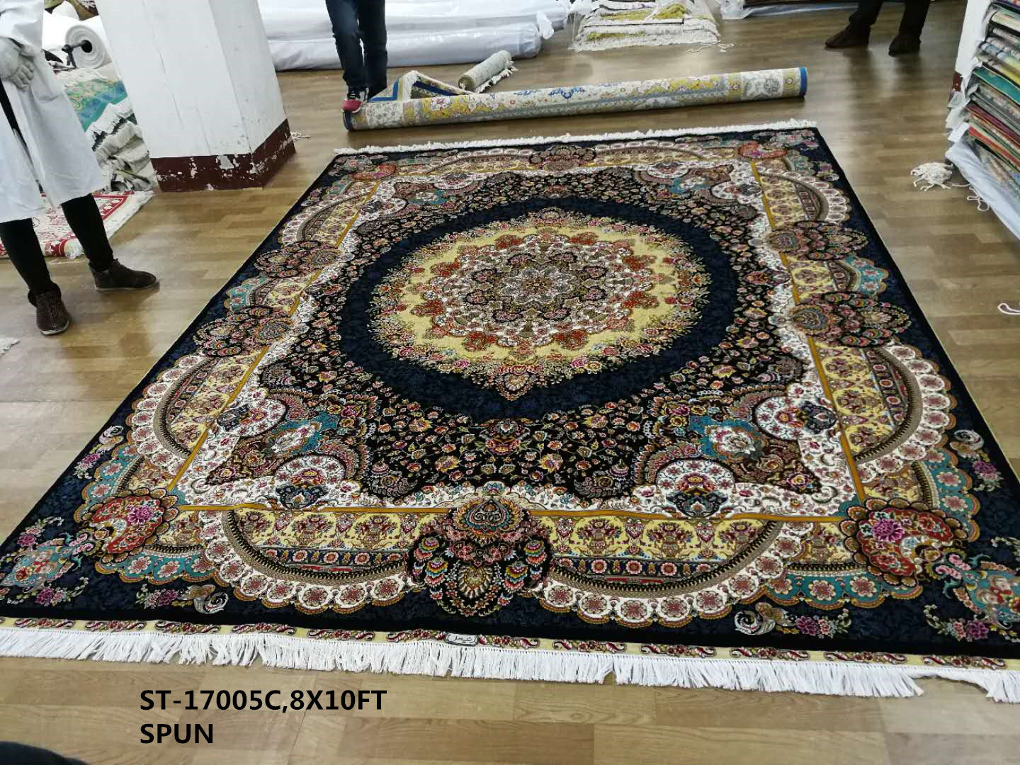 blends spun silk yarn carpet