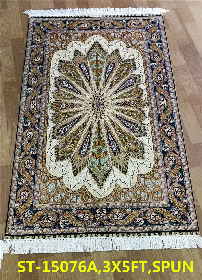 blends spun silk yarn carpet
